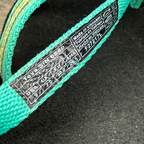 Teva Olowahu Mush Women's Sz 9 Black Teal Geometric Flip Flop Strappy Sandals - Picture 6 of 11